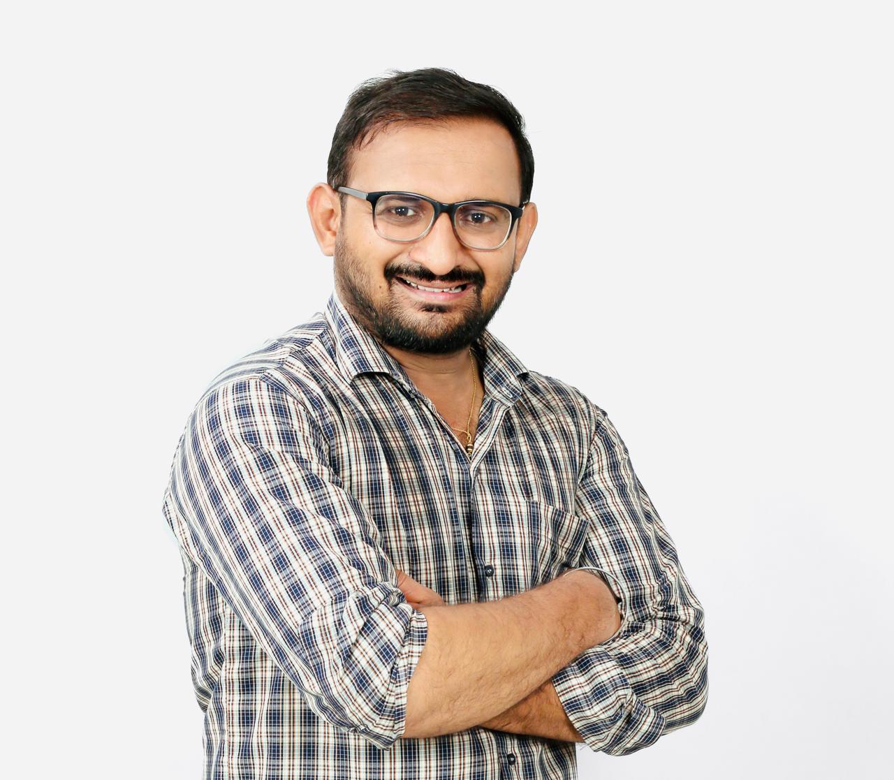 Dr. Ruchit Lathiya